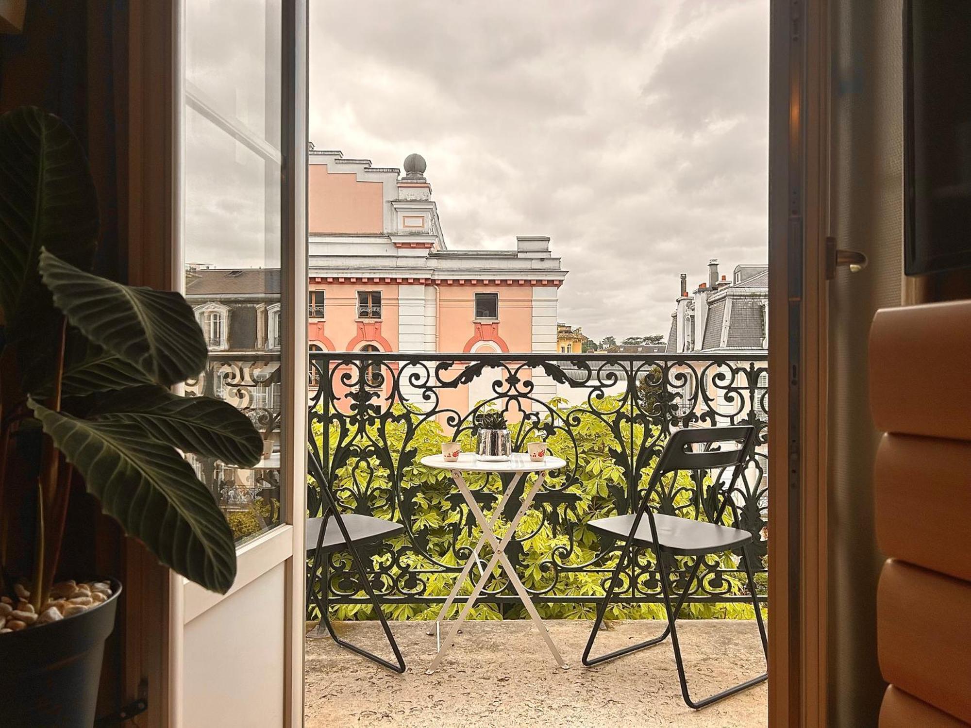 Apartment Carla's Residences Hyper Centre Aix-les-Bains